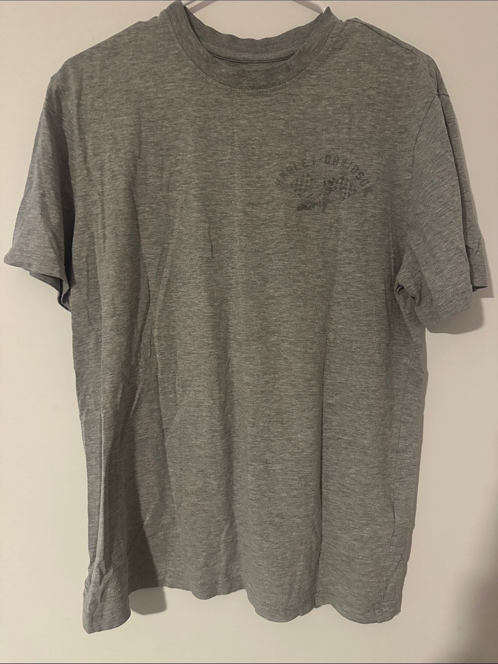 Classic Men's Crew Neck T-Shirt in Heather Gray
